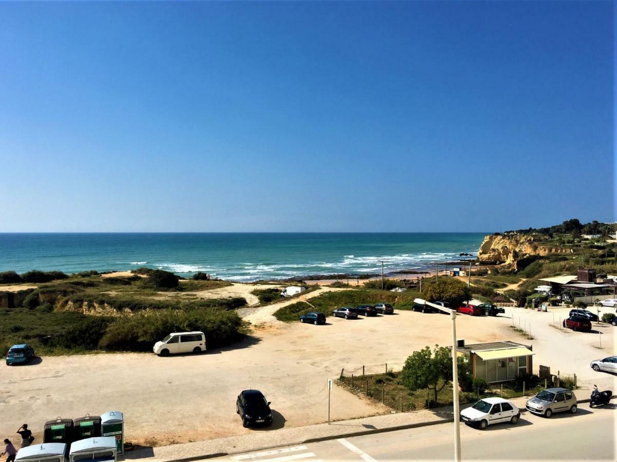 Apartment Facing The Sea Armacao de Pera Ruang foto